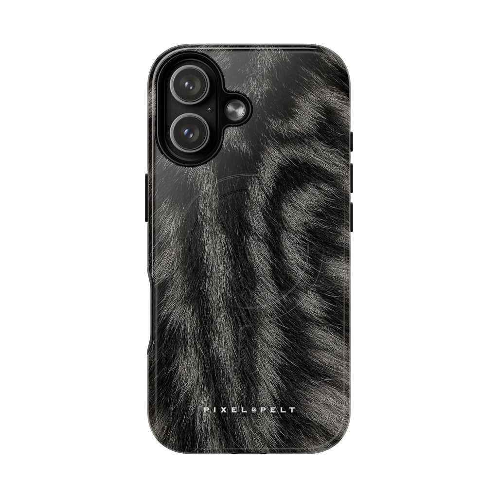 dark-silver-grey-wolf